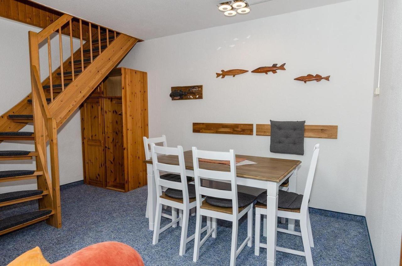 3-Raum-Fewo-Fuer-4-Personen-In-Schaprode-Auf-Ruegen-Zi5 Exterior photo